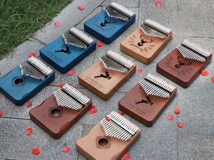 Vente en gros, Piano à pouce en bois, <span class=keywords><strong>Kalimba</strong></span> électrique, Instruments de musique, jouet personnalisé <span class=keywords><strong>Kalimba</strong></span> - Product Image 4
