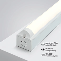 Barre lumineuse LED 600mm 18W, remplacement fluorescent, IP20, 130lm/W, 6000K, driver OSRAM, entrepôt, supermarché, garantie 5 ans