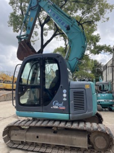 Excavadora sobre orugas HYUNDAI SK70 6Ton usada con componentes de caja de cambios de núcleo que llevan SK75 SK130 - Product Image 3