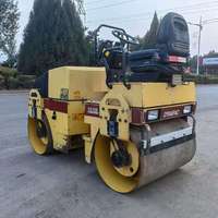 Rouleau vibratoire à double tambour Dynapac CC102 d'occasion, 2,35 tonnes, petit compacteur d'asphalte pour la réparation routière et la construction municipale