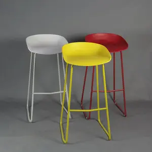 Factory Supplier Standing Stool Cafe High Bar Chair Kitchen Bar Stool Metal Chair Carton Minimalist 1 Piece Iron Modern Metal+pp