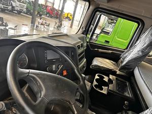 Подержанный SHACMAN X3000 8x4, экспортная версия: оснащен надежным силовым агрегатом мощностью 380 л.с. для сложных работ на объектах. - Product Image 3