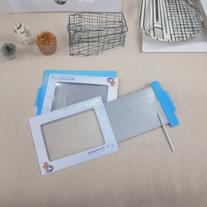 <span class=keywords><strong>Pizarra</strong></span> <span class=keywords><strong>mágica</strong></span> de moda para niños Cartón y PVC 9,5 "x 8" 5 "x 7" Área de escritura - Product Image 4