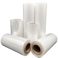 Film rétractable transparent en PVC de qualité alimentaire, résistant à l'eau, pour emballer les bouteilles de jus, de thé, de café et de boissons, en rouleaux, prix usine