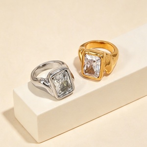 Vintage Fashion Hammered Texture 18K <strong>Gold</strong> Plated Stainless Steel Rectangle CZ Chunky <strong>Signet</strong> <strong>Ring</strong> for <strong>Ladies</strong> - Product Image 5