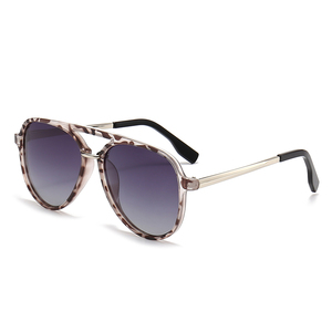 New Coming Wholesale pilot Polarized Gradient Color Women Sunglasses Unisex Metal <b>Frame</b> Custom Logo 6 Colors <b>Plastic</b> Lenses - Product Image 3