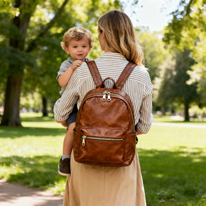 Fabricant de sacs à couches multi-poches en similicuir végan de qualité supérieure personnalisés sac à dos pour mamans lingettes pour vêtements de bébé biberons - Product Image 3