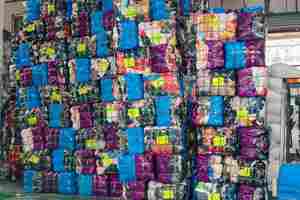 <span class=keywords><strong>เสื้อ</strong></span>ผ้าเด็กมือสองนำเข้าขายส่งออนไลน์ แบบยกกระสอบ คละแบบ น้ำหนัก 45-50 กก. สำหรับ<span class=keywords><strong>ขาย</strong></span> <span class=keywords><strong>เสื้อ</strong></span>ผ้าเด็กใช้แล้ว อายุ 1-10 ปี - Product Image 3