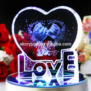 批发婚礼心形空白水晶心3d激光雕刻水晶玻璃相框为客人提供纪念品