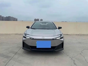 Toyota <span class=keywords><strong>BZ3</strong></span> 2023 Usado, 517 km CLTC, Batería LFP de 65 kWh, Motor BYD Fudi de 135 kW y 303 Nm, Sedán Eléctrico Mediano - Product Image 2