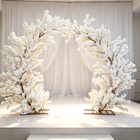 Lot de fleurs artificielles en forme d'arche de cerisier blanc, réutilisables pour la location d'événements et les décors de cérémonies de mariage