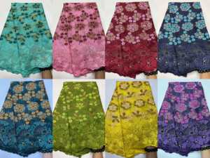 Tela de Algodón Tejido Multicolor para Vestido de Fiesta Africano con Encaje Voile, Bordado Floral Grande y Pedrería para Niñas - Product Image 2