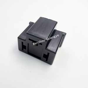 3 Pin <span class=keywords><strong>H4</strong></span> auto camion femmina faro in ceramica cavo cavo cavo cablaggio DJ7033-7.8-11/21 connettore per luce auto - Product Image 4