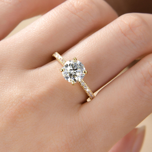 Bague de fiançailles classique en moissanite 8 mm 2,0 ct pour femme avec certification GRA - Product Image 4