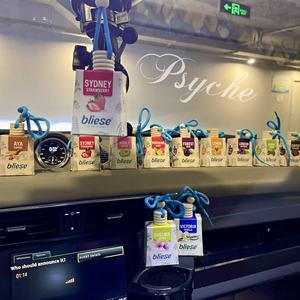 Nuovo prodotto Super profumato profumo appesa bottiglia di vetro liquido deodorante per auto aromaterapia malese profumo per auto - Product Image 3