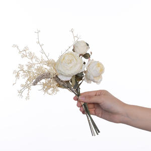باقة زهور صناعية صغيرة مربوطة يدويًا ، ديكور بترتيب الزهور الحريرية للتجارة الخارجية ، بيع بالجملة عبر الحدود - Product Image 6