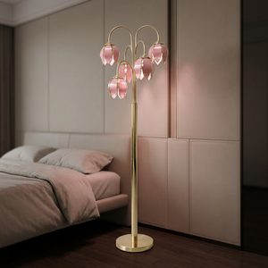 Lampadaire moderne et romantique à fleurs, 5 abat-jour en verre en forme de lotus rose, bras courbés dorés, éclairage d'ambiance pour chambre à coucher et coin lecture - Product Image 1