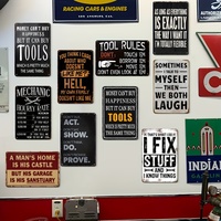 Mechanic Garage Metal Tin Sign Retro Ik Repareer Dingen En Ik Weet Dingen Wanddecoratie voor Man Cave Garage Werkplaats Decoratie
