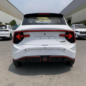 Auto Eléctrico de 4 Ruedas de Alta Calidad, Fabricado en China, para Desplazamientos Urbanos, Carga Rápida, Autonomía de 301-400 km, Motor de 200-250 kW - Product Image 6