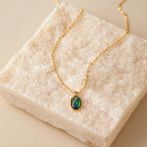 Collar con Colgante <span class=keywords><strong>de</strong></span> Acero Inoxidable al por Mayor para Mujer, Diseño Versátil <span class=keywords><strong>de</strong></span> Corazón con Cielo Estrellado, Zirconia Cúbica Tallada en Corazón, Diseño Gráfico <span class=keywords><strong>de</strong></span> Tela <span class=keywords><strong>de</strong></span> Octubre - Product Image 4