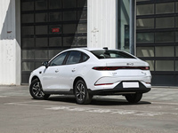 BYD Qin PLUS 2026 – Nouvelle Voiture Familiale PHEV pour les Déplacements Urbains Quotidiens – Berline Électrique à Grande Autonomie