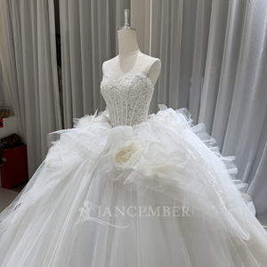 ชุดแต่งงานแบบยาวลากพื้น แบรนด์ Jancember รุ่น Lsoy046 ประดับด้วยคริสตัลทำมืออย่างประณีต ผ้าทูลล์ระยิบระยับ ไร้สายคาดไหล่ - Product Image 3