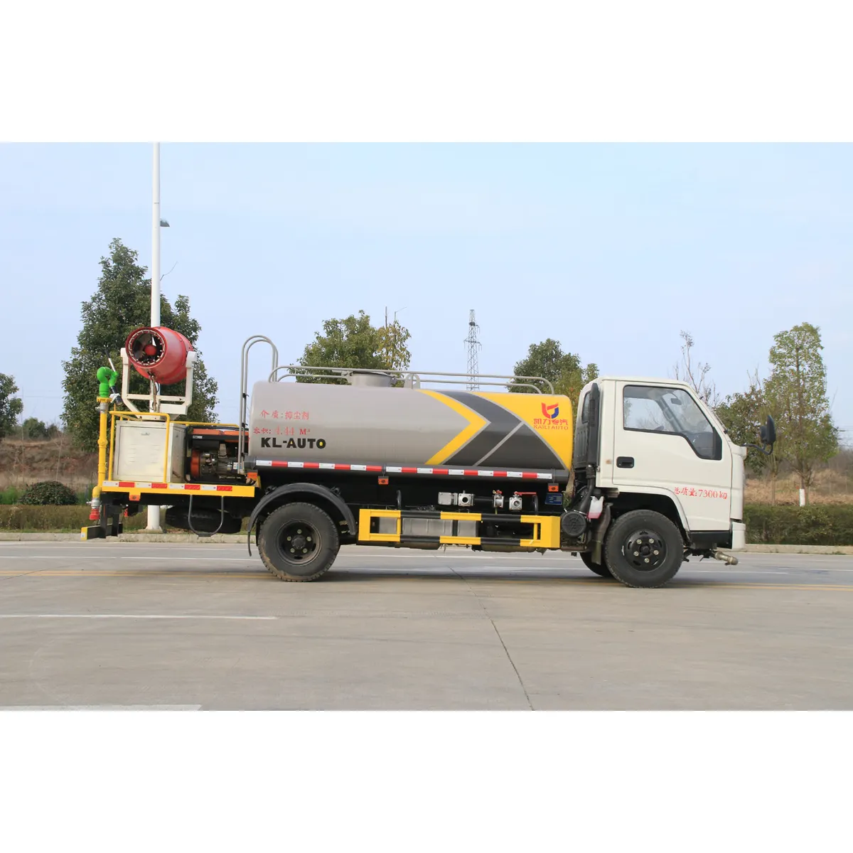 Küçük Jmc 5000L 5m3 5cbm su püskürtme tankı kamyon sis topu