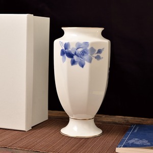 Vase en céramique de style européen, série Rose, décoration d'intérieur, cadeau, vente chaude - Product Image 1