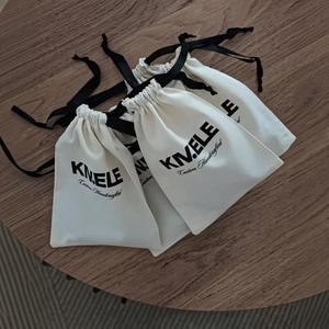 Bolsa de Joyería de Lona de Algodón con Cordón y Logotipo Personalizado, Bolsa de Regalo de Muselina Natural Ecológica para Empaque de Bodas - Product Image 3