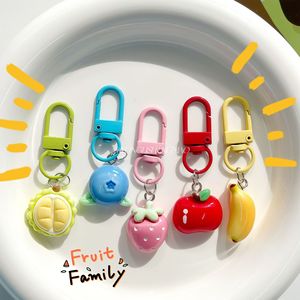 Tendance de la mode pour les activités promotionnelles <span class=keywords><strong>et</strong></span> les accessoires de sacs : Nouveau style de porte-clés pendentif en résine en forme de fruit mignon, vente en gros - Product Image 6
