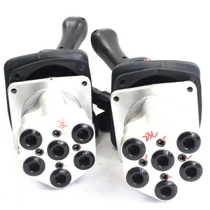 Fabriek Bieden Hoge Kwaliteit Graafmachine Links Rechts Hydraulische <span class=keywords><strong>Joystick</strong></span> Handvat Voor CAT330B E330B E330 <span class=keywords><strong>Joystick</strong></span> Controller - Product Image 2