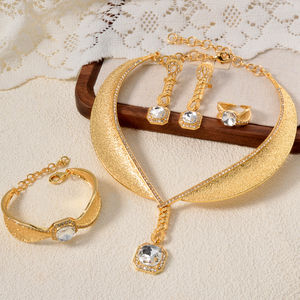 Parure de bijoux de mariée tendance, magnifique ensemble en laiton plaqué or 18 carats avec zircon, comprenant bague, collier, boucles d'oreilles et bracelet, unisexe, pour femme, idéal pour mariage et soirée - Product Image 4