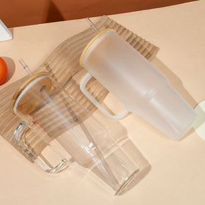 Vaso de Vidrio para Auto de 40 oz con Asa Resistente y Acabado Esmerilado para un Viaje con Estilo - Product Image 2