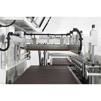Four de rétraction automatique pour manchons isolants de barres omnibus électriques