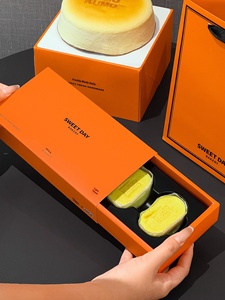 Cao cấp tùy chỉnh thương mại soufflé pho mát basque bánh tráng miệng takeout hộp vuông chất lượng cao bìa cứng cuốn sách giấy bìa - Product Image 4