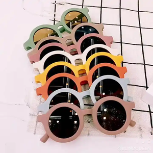 Nuovi Arrivi 2026: Occhiali da Sole Leggeri con Montatura Piccola, Set con Fascia per Capelli a Griglia Colorata e Girasole, Design Cartoonesco per Bambini, Protezione UV400 - Product Image 5