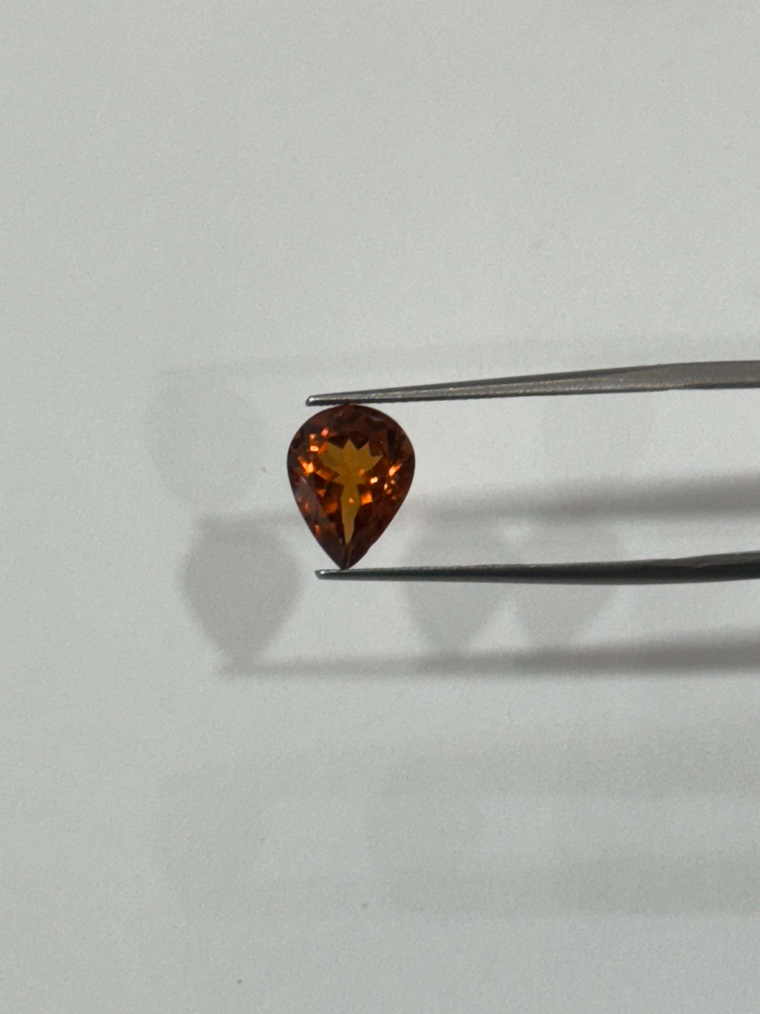 สีน้ำตาล