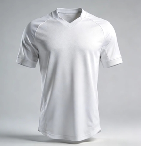 OEM 定制男式足球服套装 100% 涤纶 轻质透气速干 热转印圆领短袖 - Product Image 1