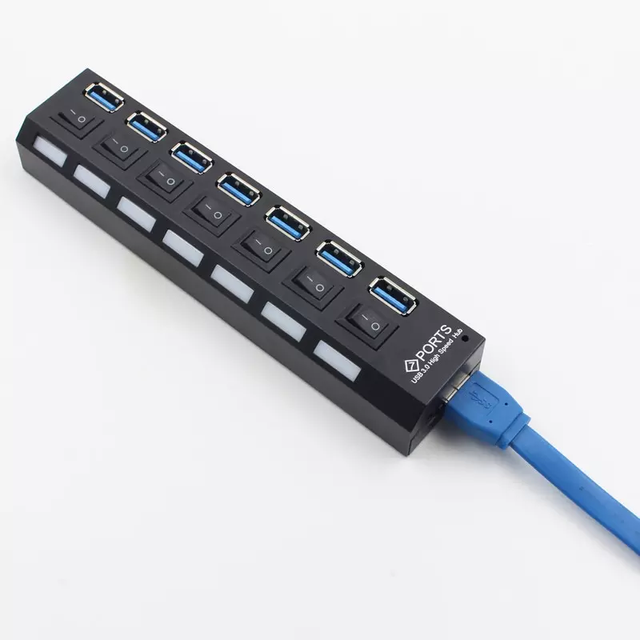 High Speed Splitter PC Data Hub Adapter Multi Port Desktop Docking Station Hub 7 USB2.0 3.0