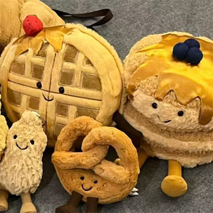 ใหม่เยลลี่แคตสตรอเบอร์รี่น้ำเชื่อมวาฟเฟิลเครปอร่อยยามบ่ายอาหารนุ่มและสนุกสนานชุดของขวัญของเล่นสำหรับผู้หญิงที่ละเอียดอ่อน - Product Image 4