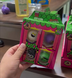 Nuevo Juguete Antiestrés 4 en 1 de Halloween, Casa Embrujada, Juguete de Silicona TPR para Apretar, Squishkins Espeluznantes Needoh para Regalo - Product Image 3