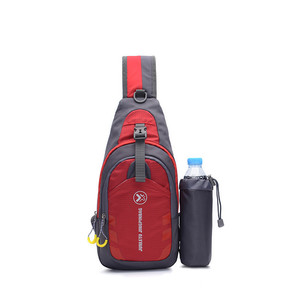 <span class=keywords><strong>Sac</strong></span> de poitrine de sport imperméable pour <span class=keywords><strong>femme</strong></span> <span class=keywords><strong>30L</strong></span> - <span class=keywords><strong>Sac</strong></span> de sport portable en nylon pour activités de plein air - Product Image 1