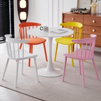 Chaises de salle à manger en plastique en gros, chaises d'extérieur pour café, chaises empilables blanches, chaises en PP pour événements