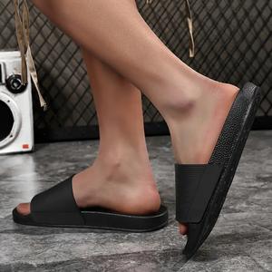 BreezeStep Toptan Yazlık PVC Düz Tabanlı Hafif Logolu Özel Plaj Bayan Erkek Açık Hava Terlikleri - Product Image 4