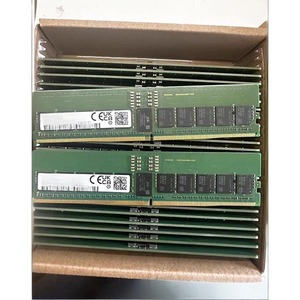 Module de mémoire serveur haute performance Sla-Certified M321R4GA0BB0-CQK 32 Go DDR5 4800 MHz 1Rx4 PC5-4800B ECC RDIMM en stock - Product Image 2