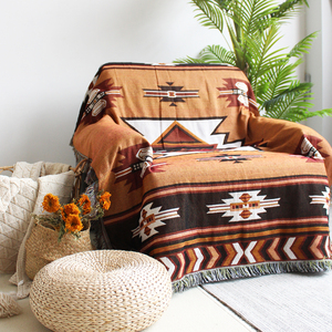 Plaid de style distinctif à motif de dessin animé, fond orange, 130x160cm, en coton et polyester, avec franges, pour canapé, lit, camping, pique-nique et extérieur - Product Image 1