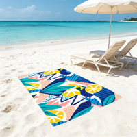 Tropische fruit-palmbladprint microvezel snel drogende zandvrije oversized strand- en badhanddoek voor zomer, zwembad, reizen en buitenactiviteiten