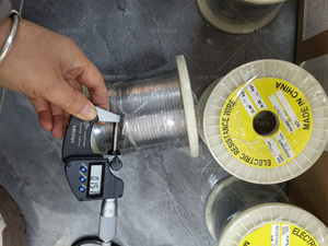 Aleación de níquel cromado Ni80cr20 Ni70cr30 Ni60cr15 Ni35cr20 Elemento calefactor Resistencia de alambre en espiral Tira de nicromo para horno - Product Image 6