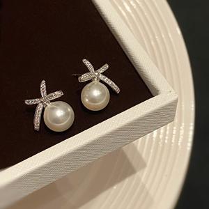 Pendientes de Plata de Ley S925 con Perlas y Lazo, con Diamantes Completos y Circonita Tridimensional, Estilo Francés de Lujo, Dulzura Templada - Product Image 2