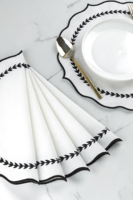 Sets de table ronds en coton et lin blancs, bordure brodée de feuilles, festonnés